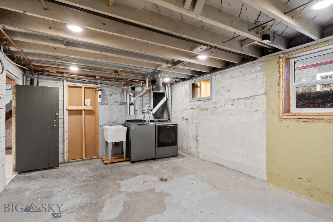 916 S Willson Avenue Property Photo 33