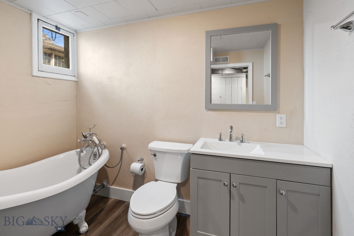 916 S Willson Avenue Property Photo 34