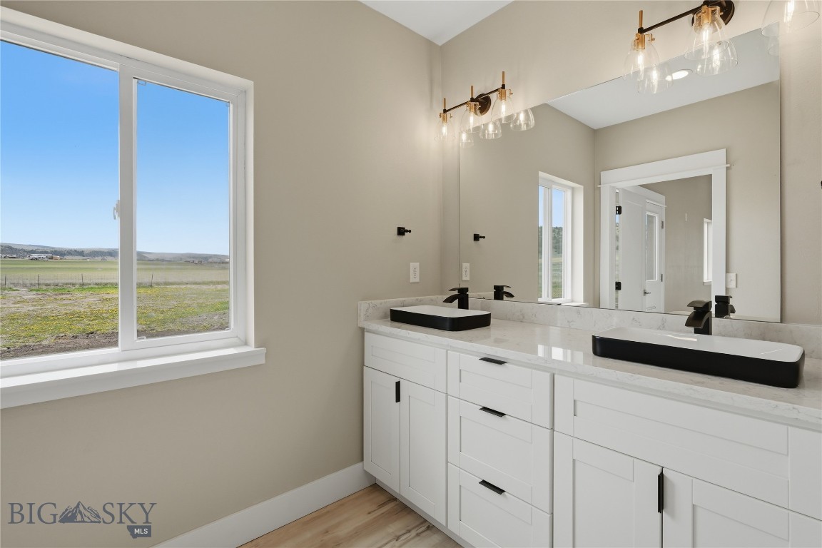 13428 Clarkston Road Property Photo 9