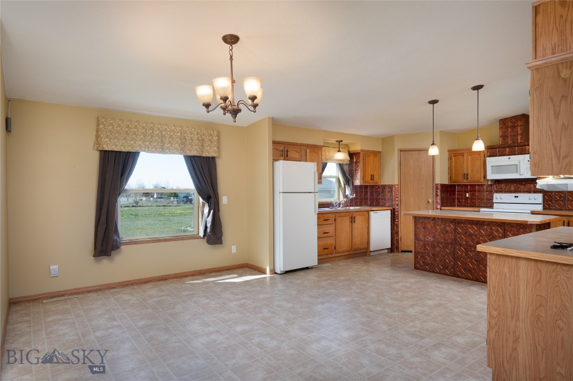 415 Tracy Ann Property Photo 9