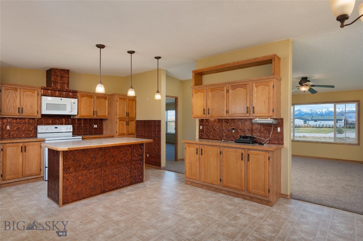 415 Tracy Ann Property Photo 10