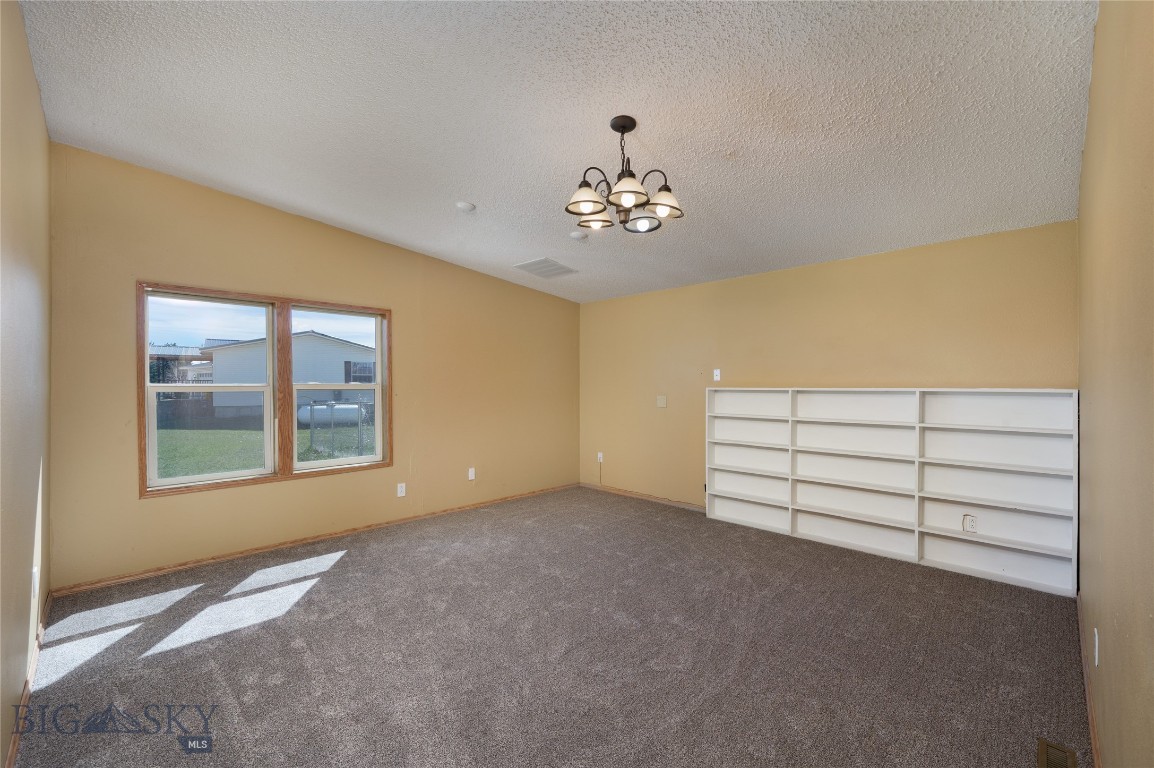 415 Tracy Ann Property Photo 19