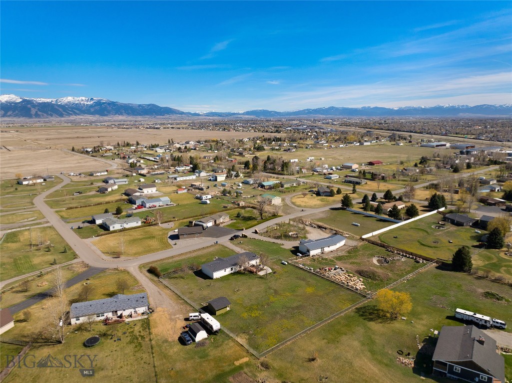 415 Tracy Ann Property Photo 30