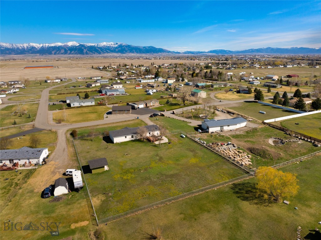 415 Tracy Ann Property Photo 34