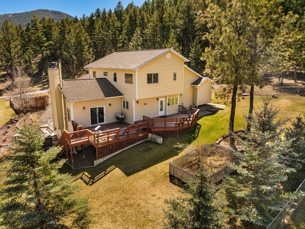 1059 State Highway 282 Property Photo 5