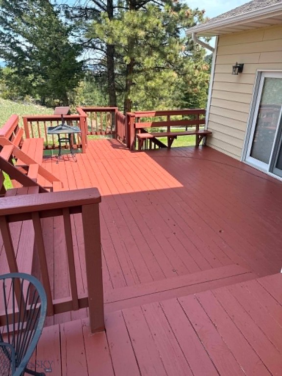 1059 State Highway 282 Property Photo 8