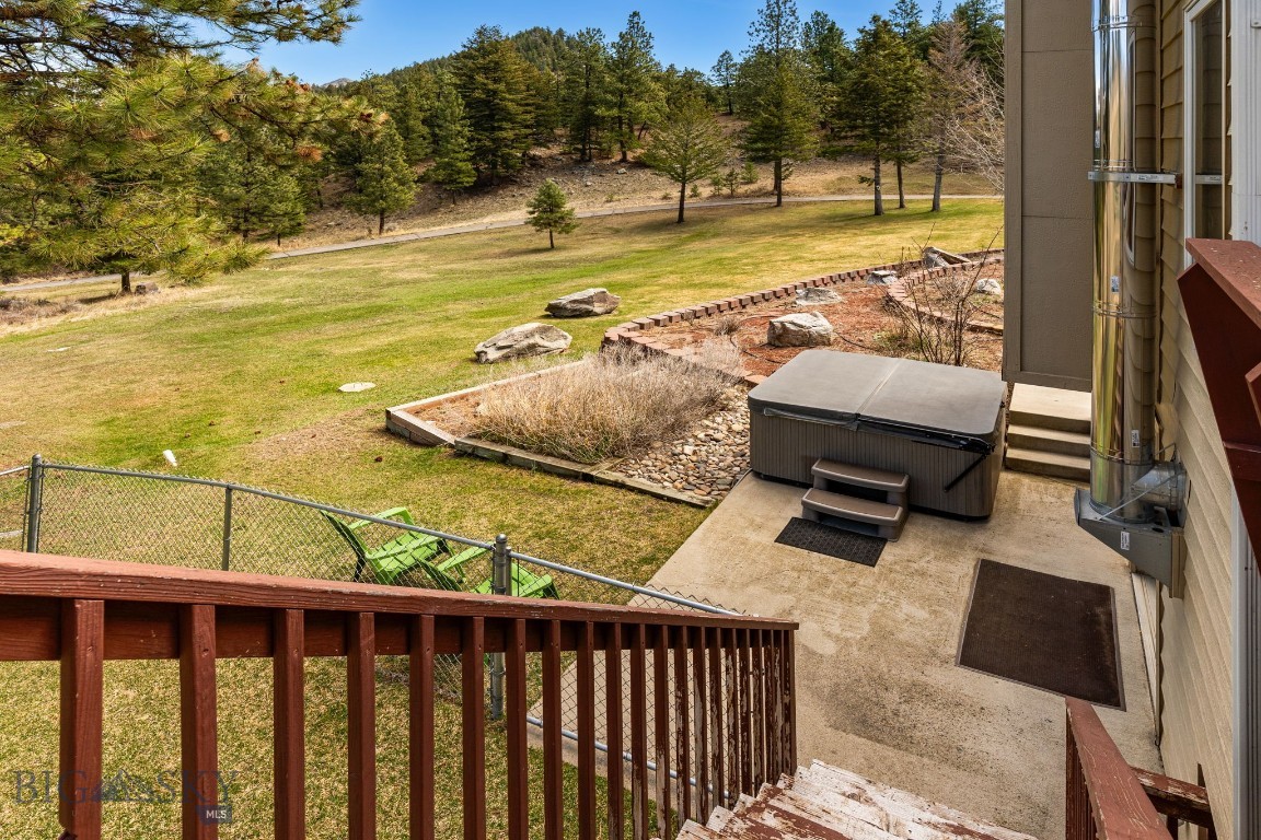 1059 State Highway 282 Property Photo 11