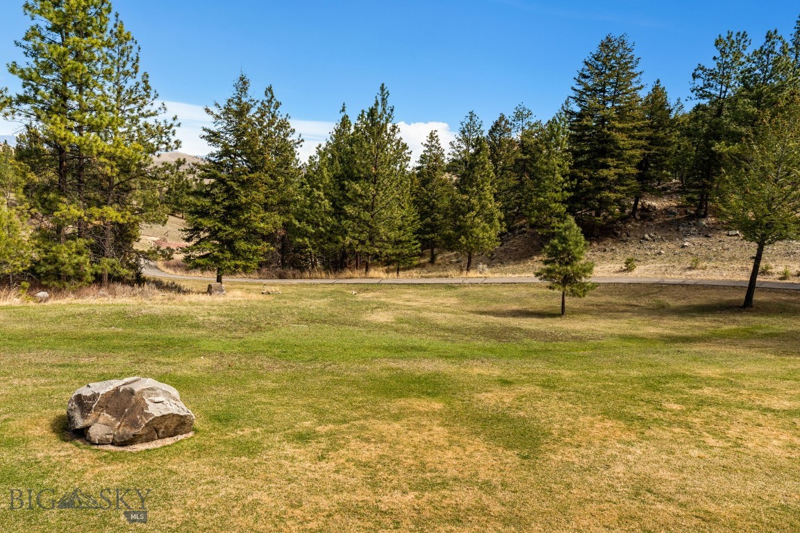 1059 State Highway 282 Property Photo 21