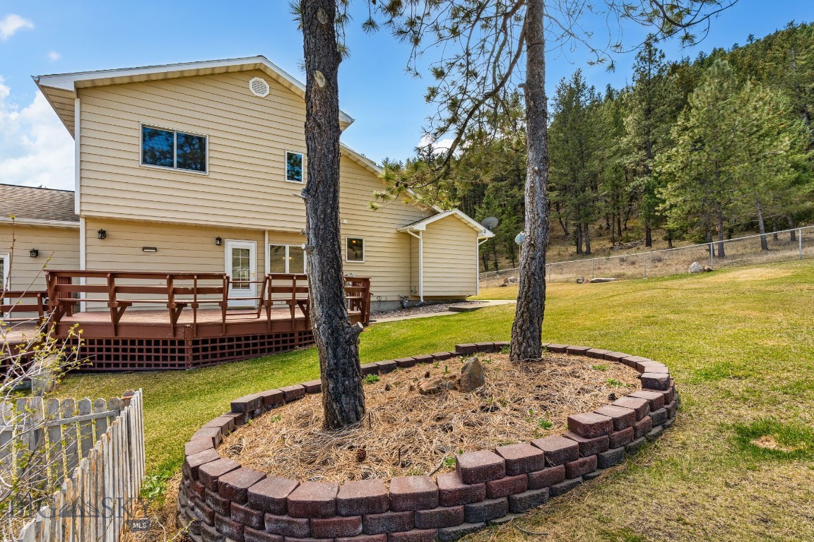 1059 State Highway 282 Property Photo 29