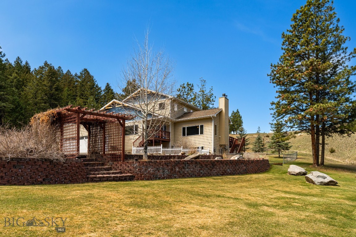 1059 State Highway 282 Property Photo 37