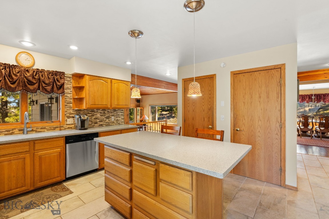 1059 State Highway 282 Property Photo 56