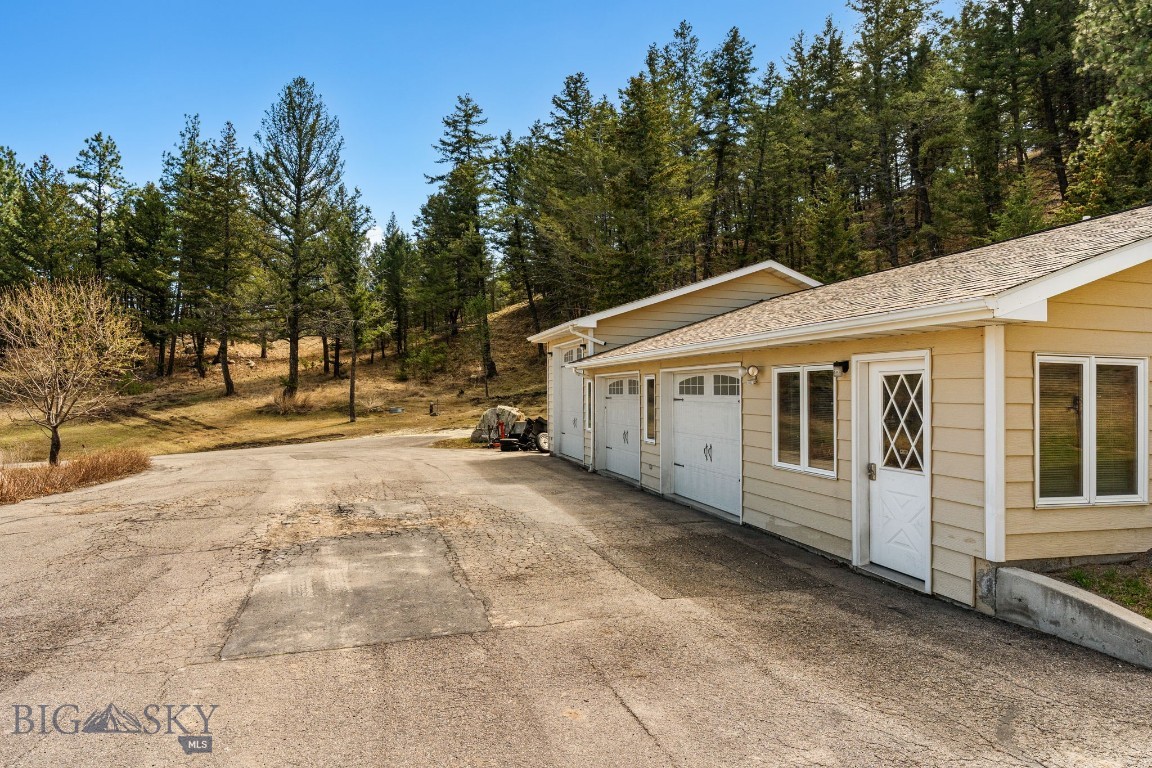 1059 State Highway 282 Property Photo 81
