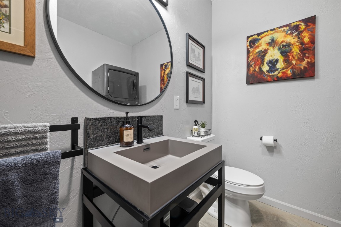 3015 N Cable Road N Property Photo 42