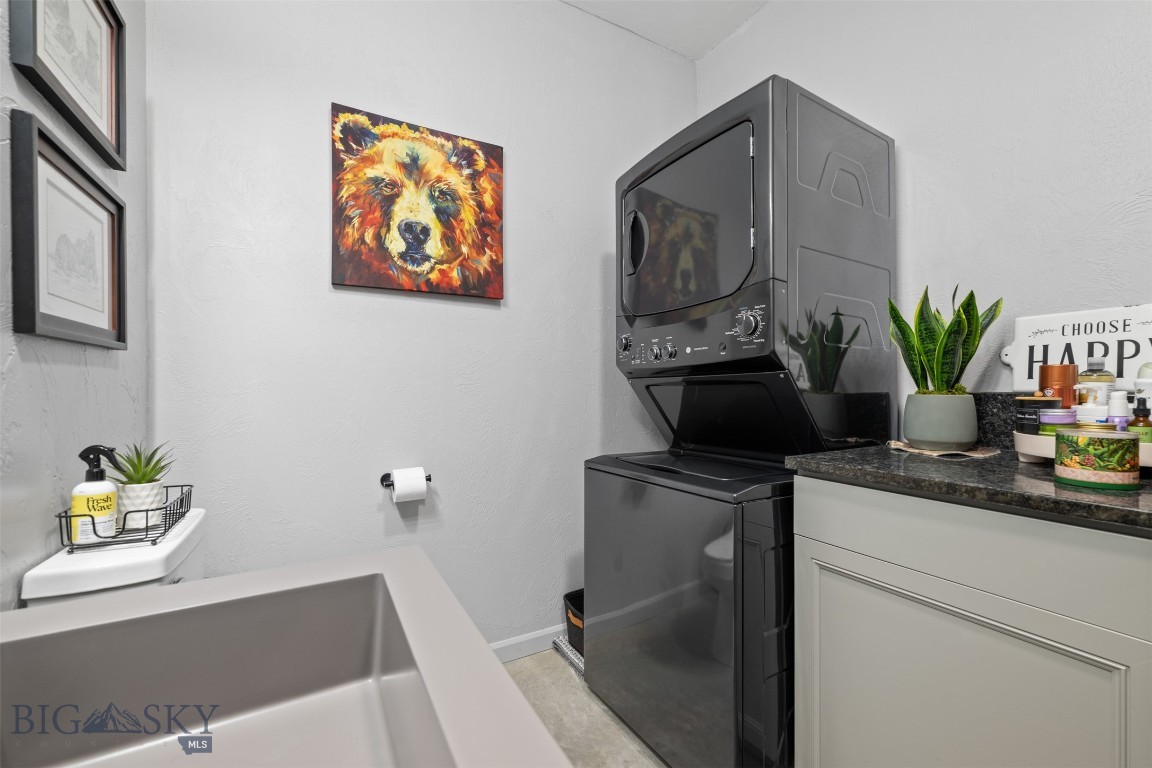 3015 N Cable Road N Property Photo 43