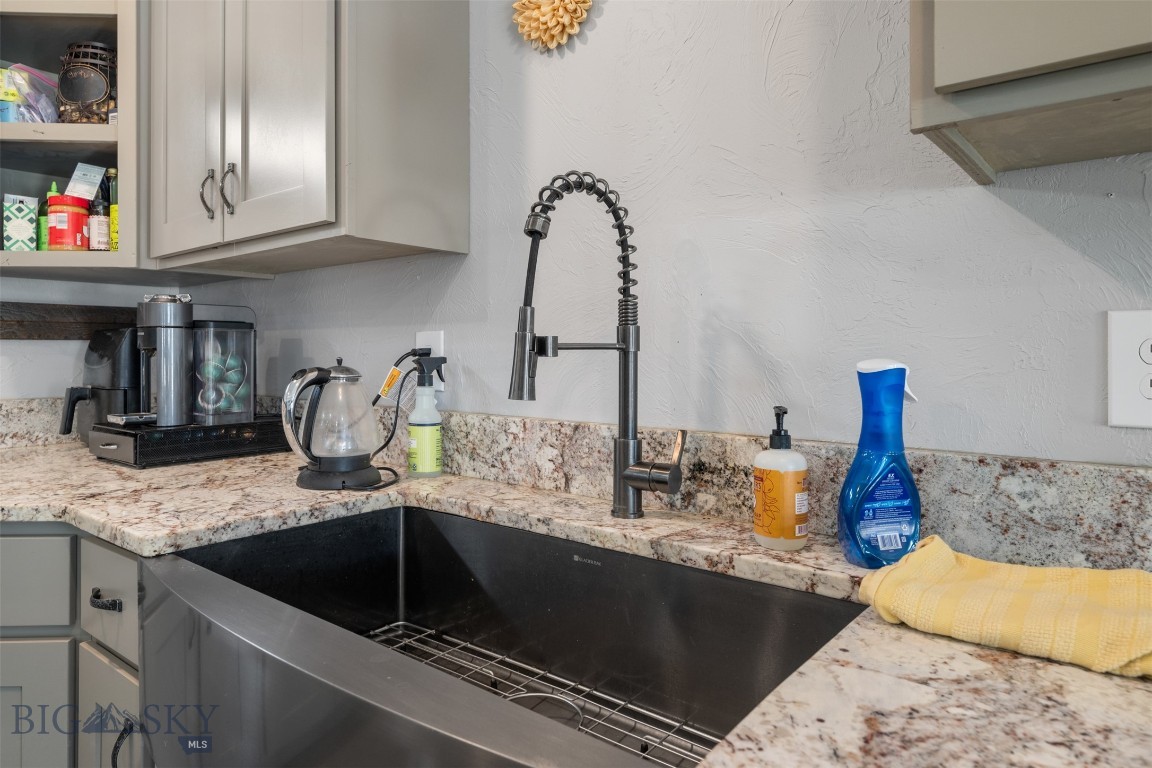 3015 N Cable Road N Property Photo 64