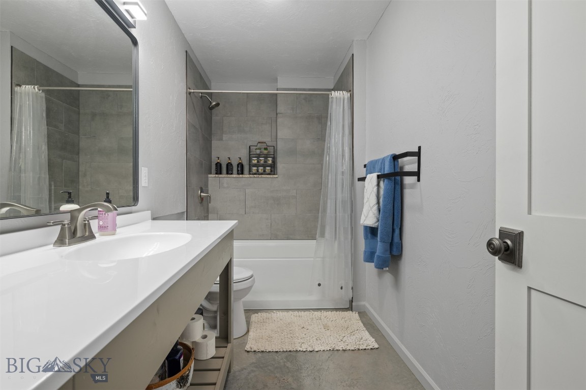 3015 N Cable Road N Property Photo 70