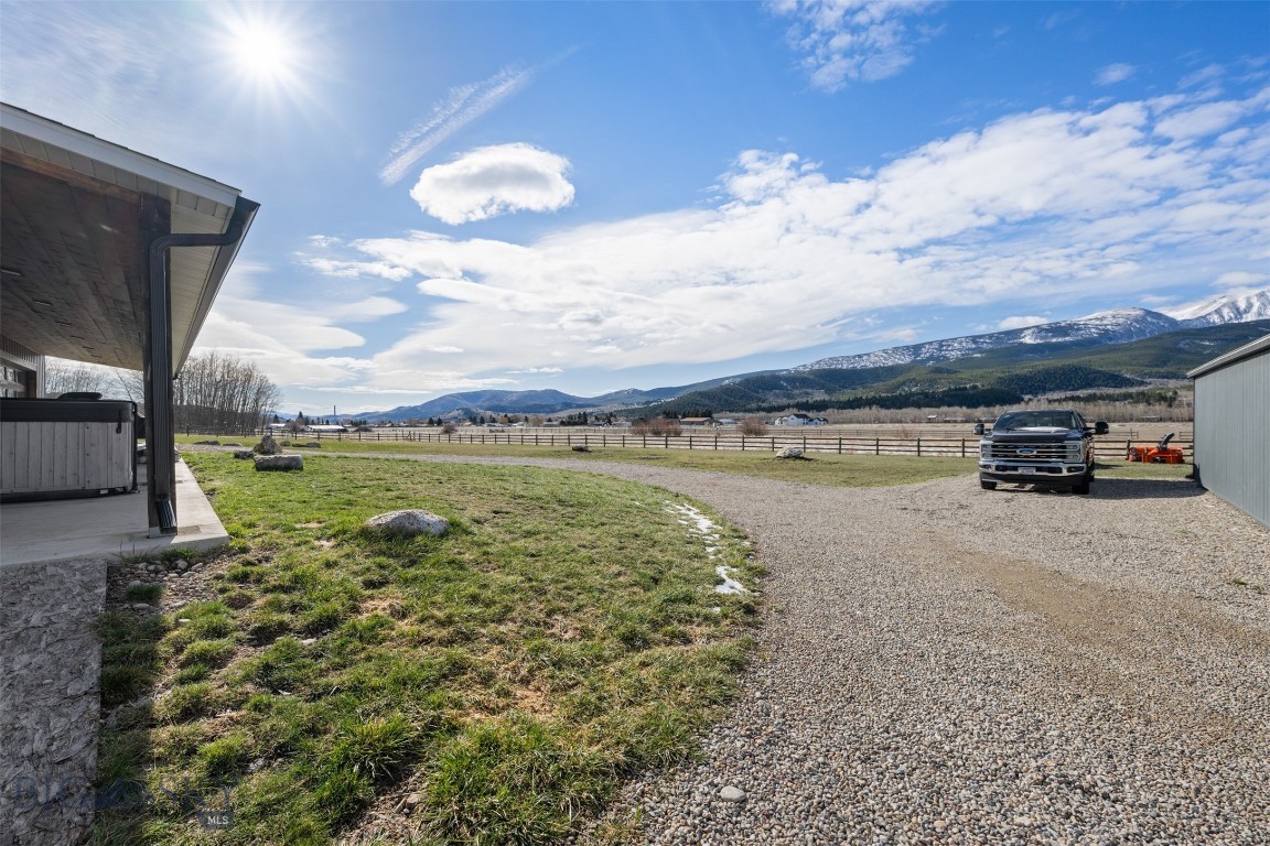 3015 N Cable Road N Property Photo 85