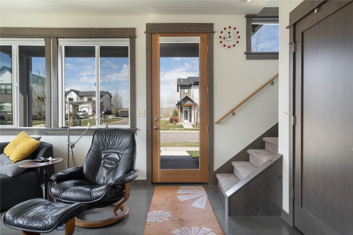 3376 Fen Way Property Photo 3