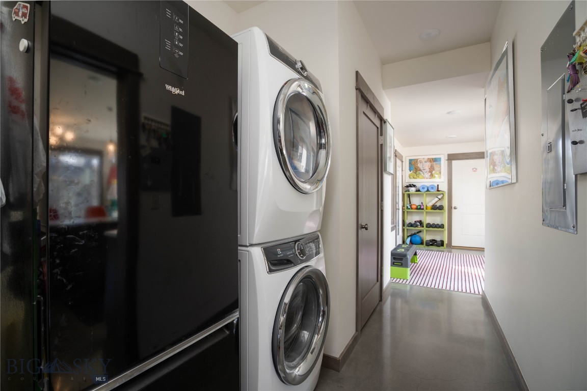 3376 Fen Way Property Photo 11