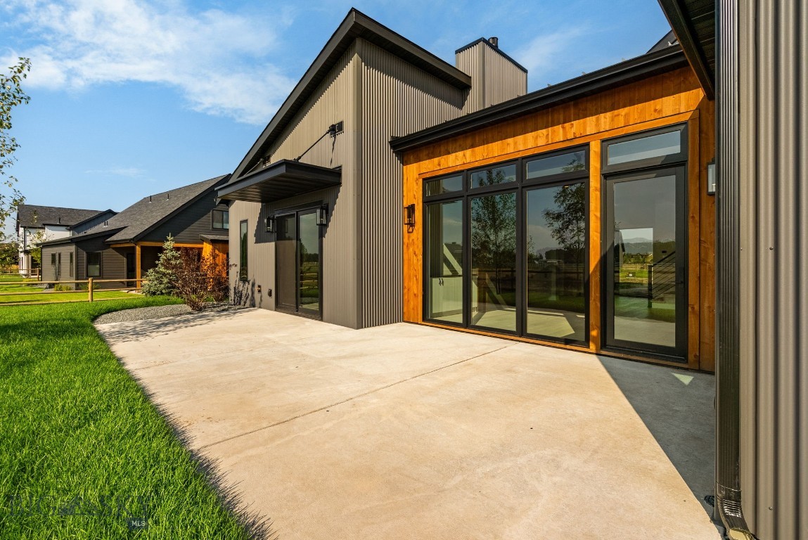 179 Creekbank Loop Property Photo 43