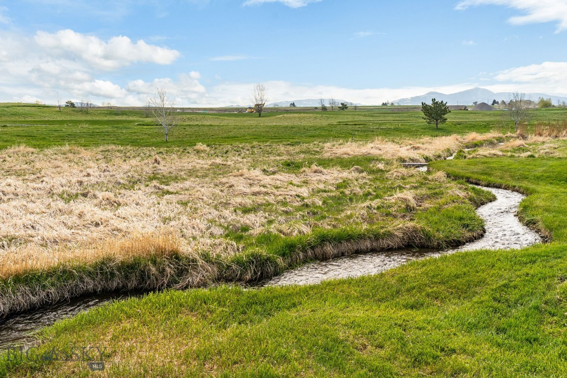 132 Wickwire Property Photo 16
