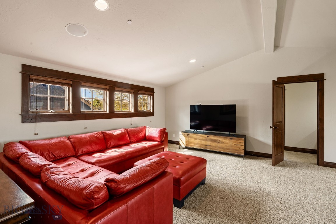 132 Wickwire Property Photo 49