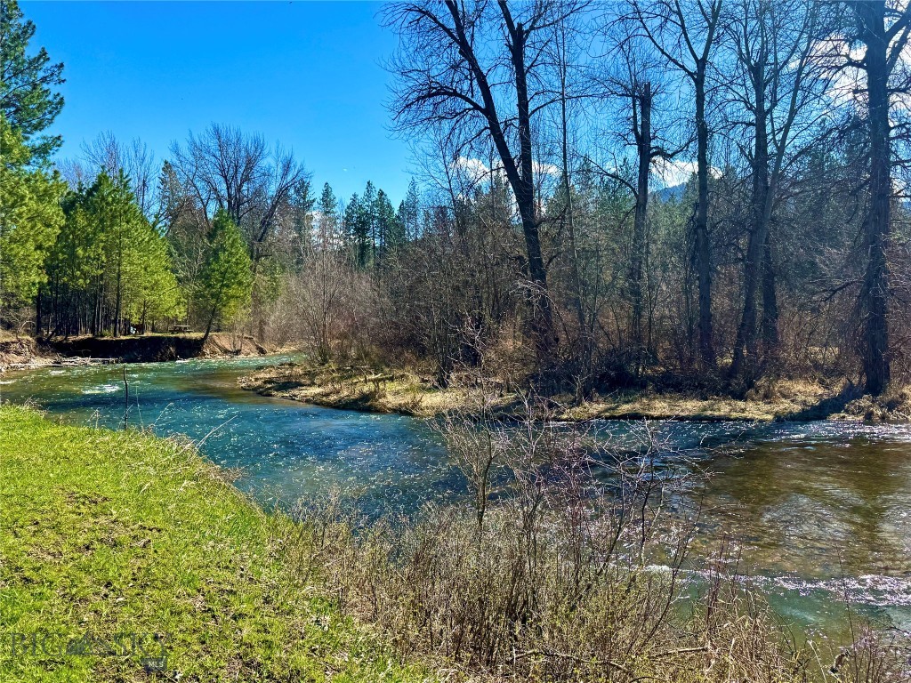 21481 Nine Mile Road Property Photo 38