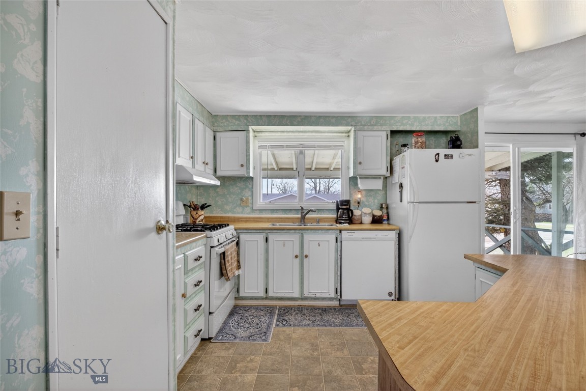 311 2nd Street S Property Photo 6