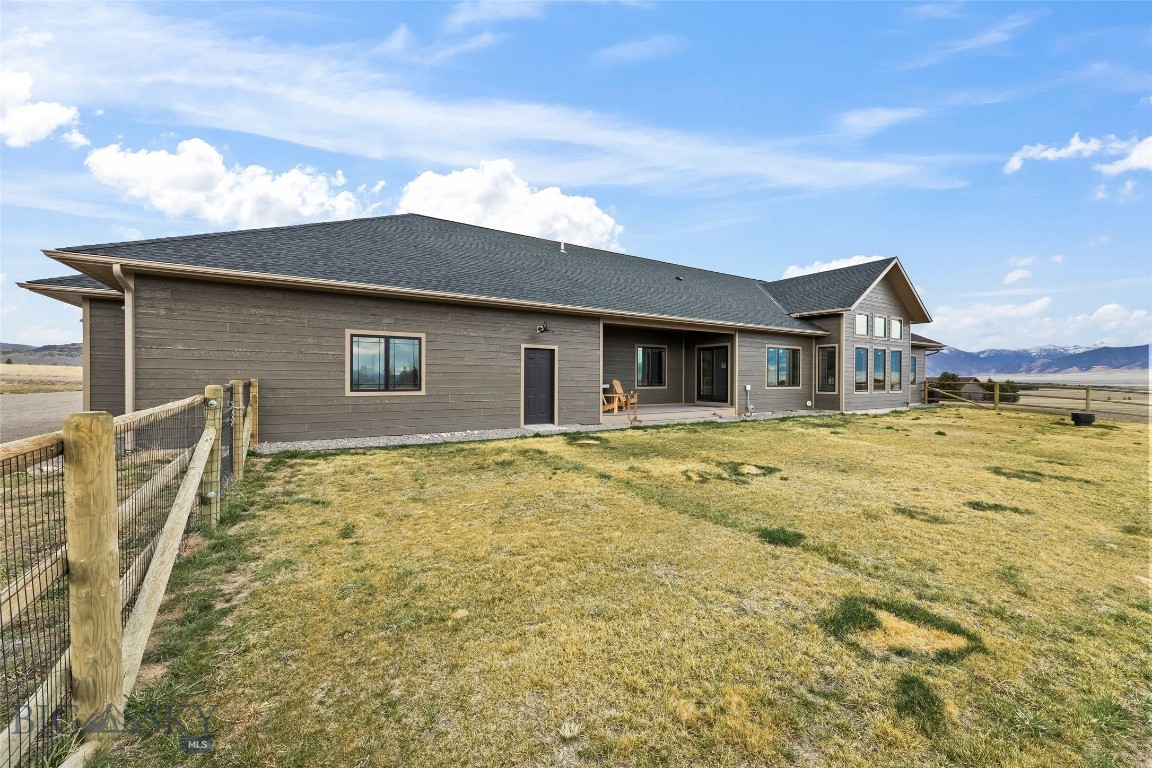 5 Bugle Court Property Photo 4