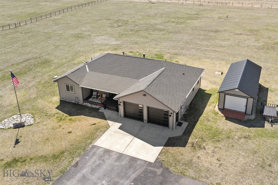 90 Garrity Drive Property Photo 10
