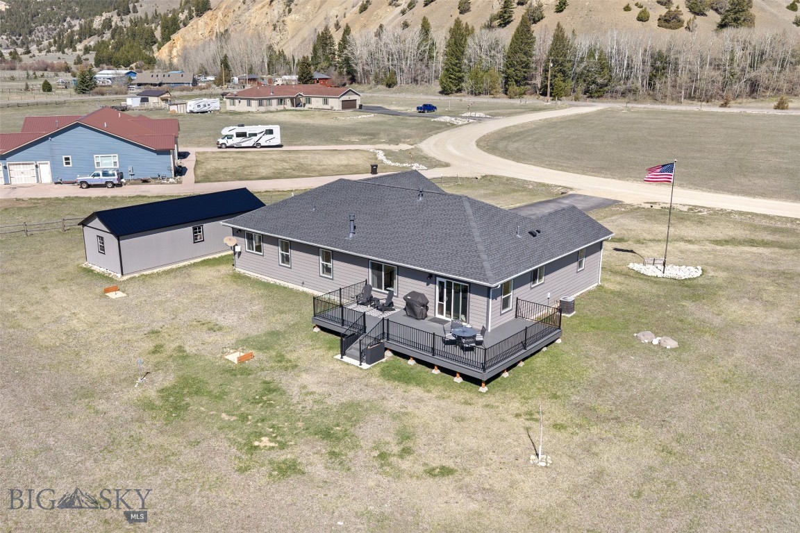 90 Garrity Drive Property Photo 11