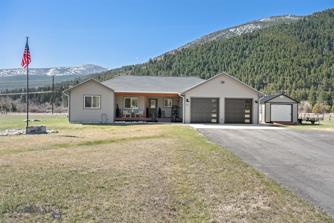 90 Garrity Drive Property Photo 15