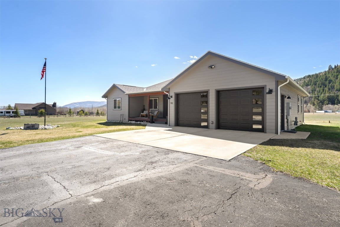 90 Garrity Drive Property Photo 16