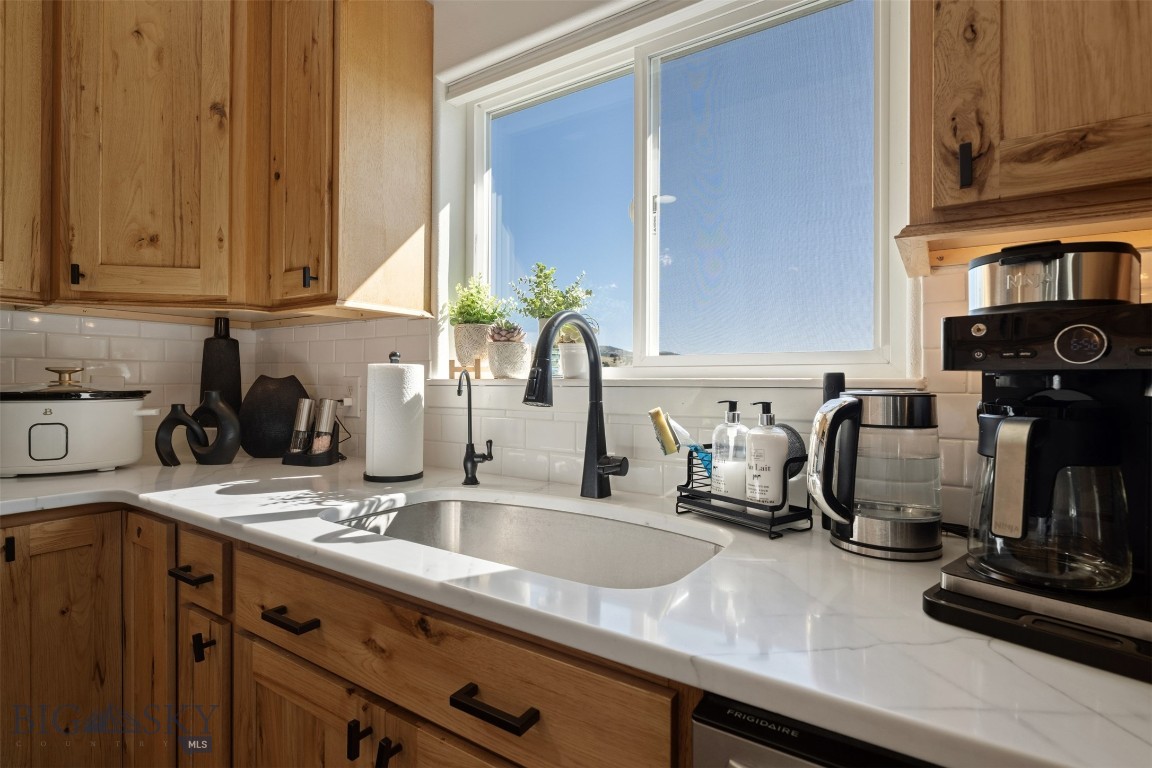 90 Garrity Drive Property Photo 31