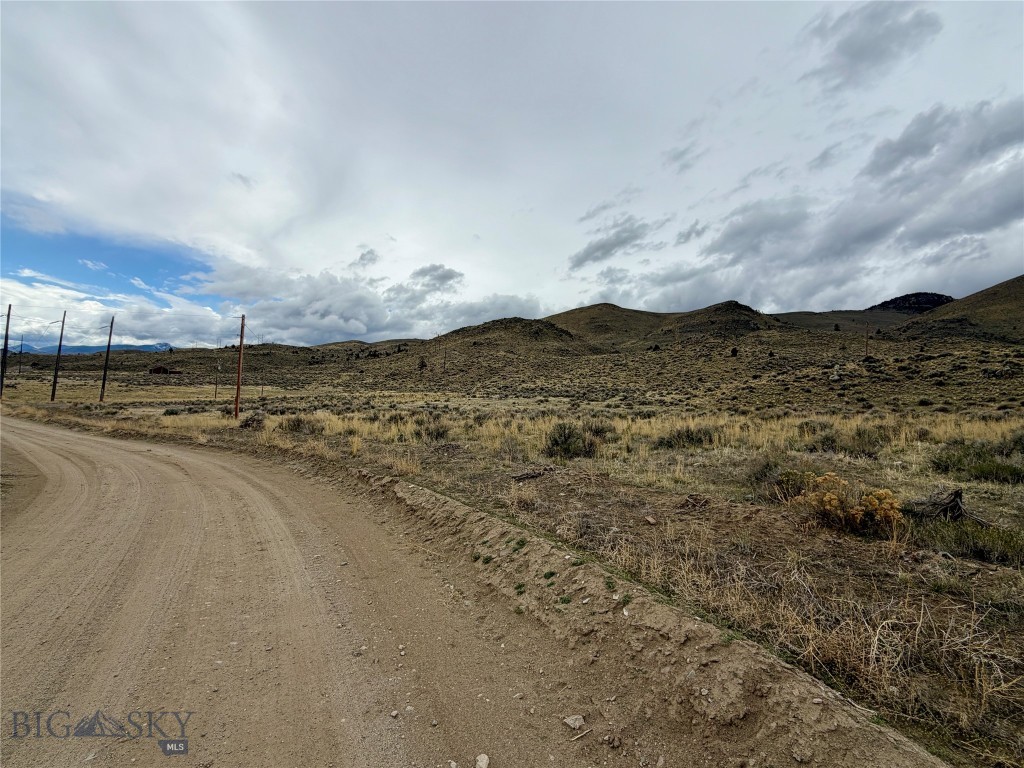 3021 Big Horn Road Property Photo 8