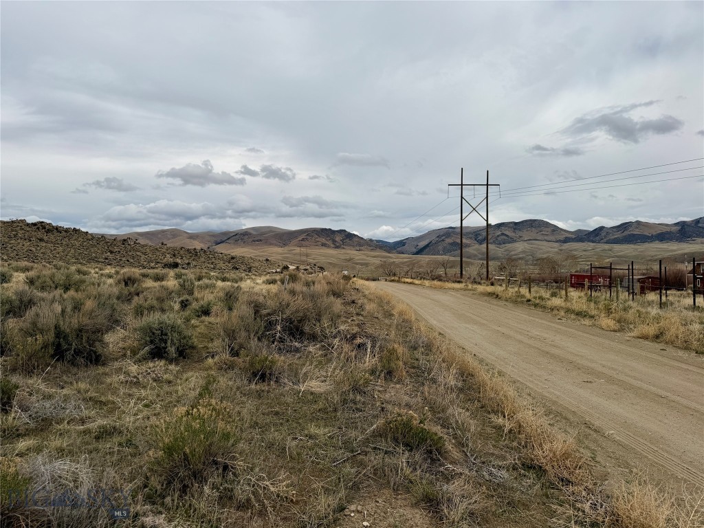3021 Big Horn Road Property Photo 13