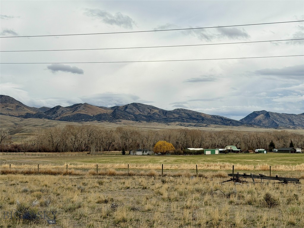 3021 Big Horn Road Property Photo 25