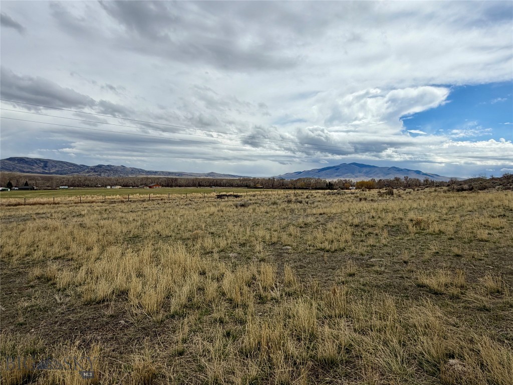 3021 Big Horn Road Property Photo 35