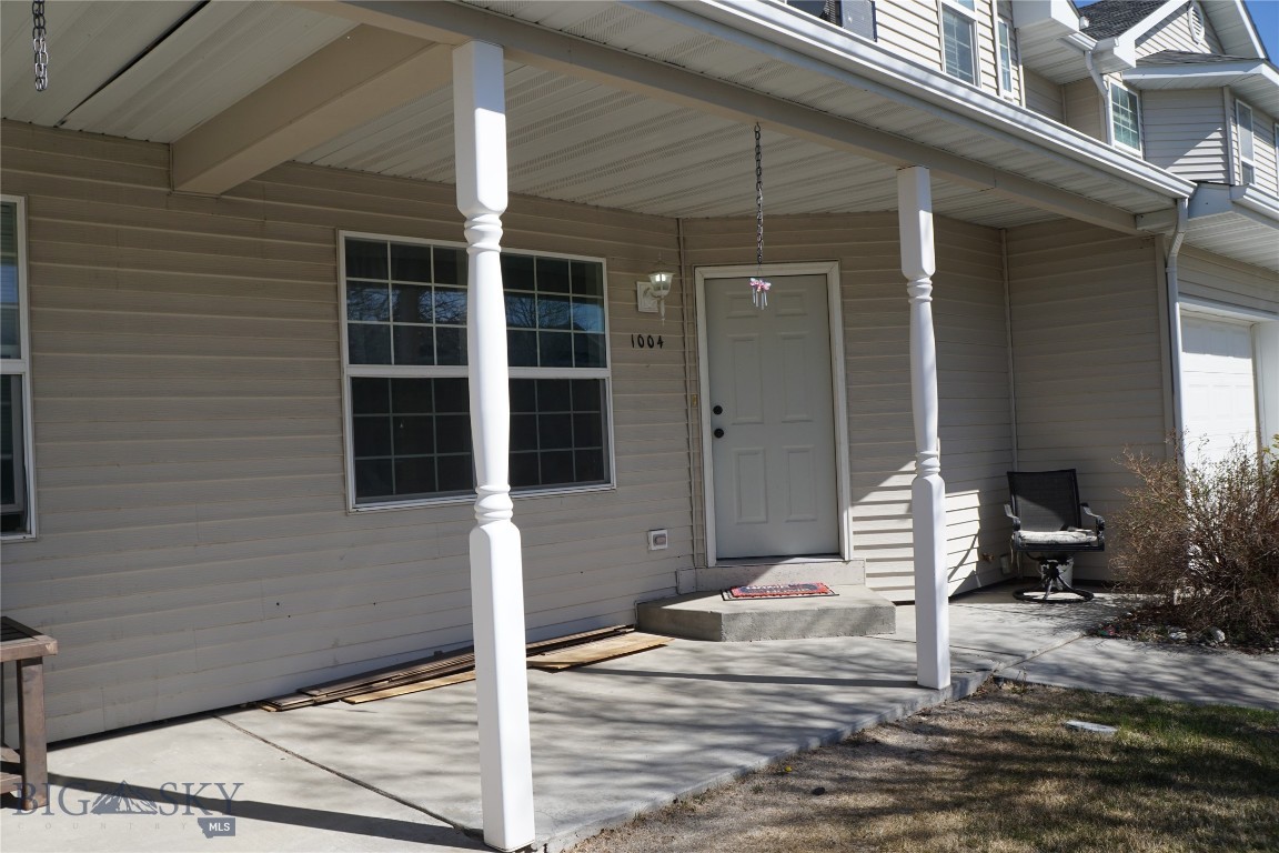 1004 Sheep Herder Lane Property Photo 2