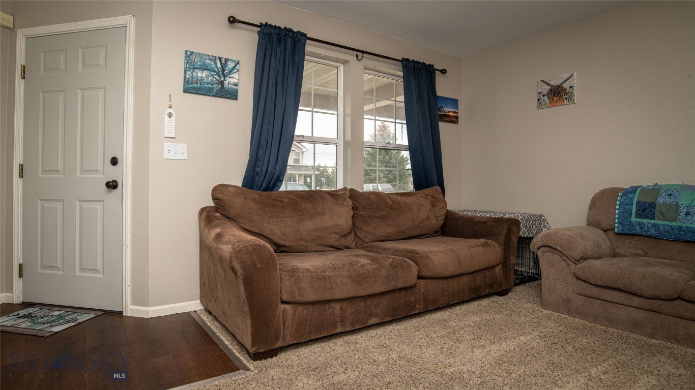 1004 Sheep Herder Lane Property Photo 8