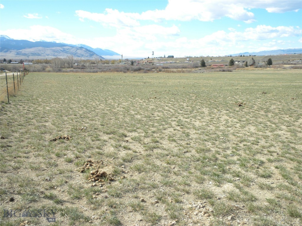 Tbd Ballard Lane Property Photo 1