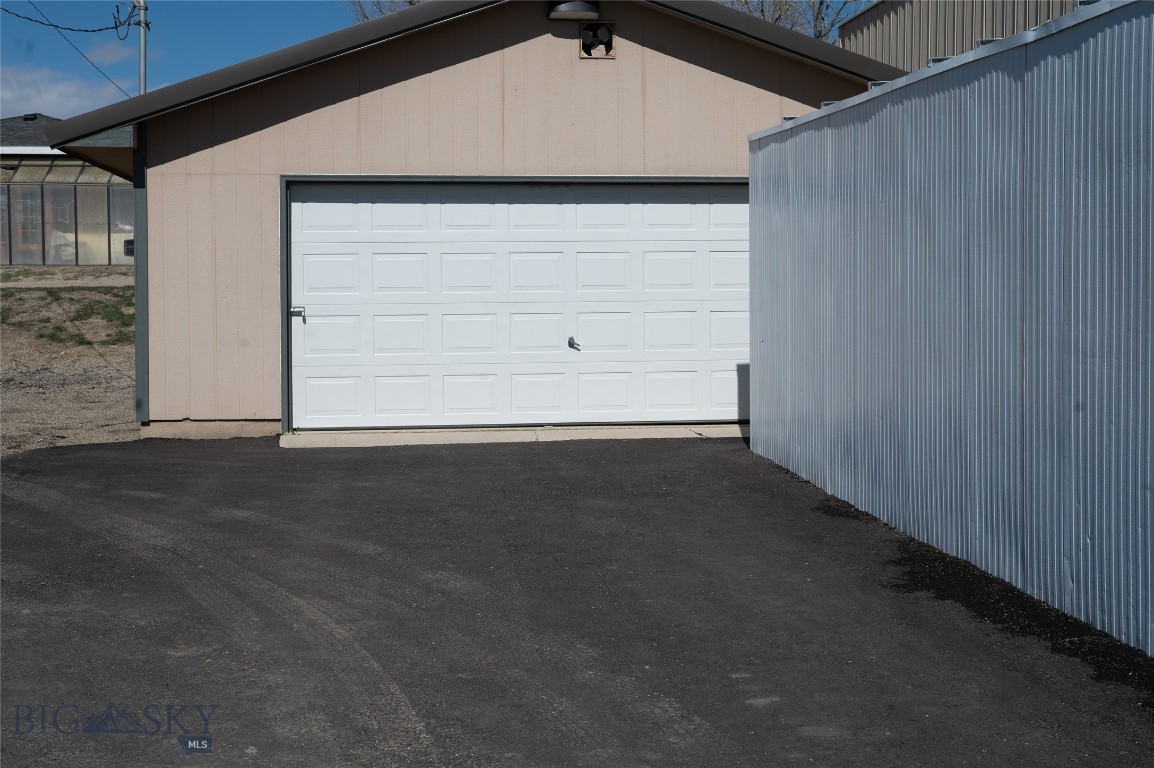 207 3rd Street Ne Property Photo 30