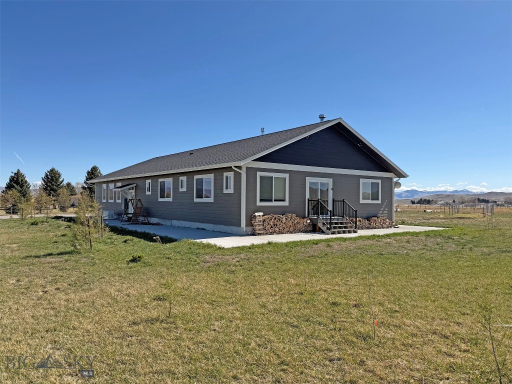 65 Elwood Lane Property Photo 1