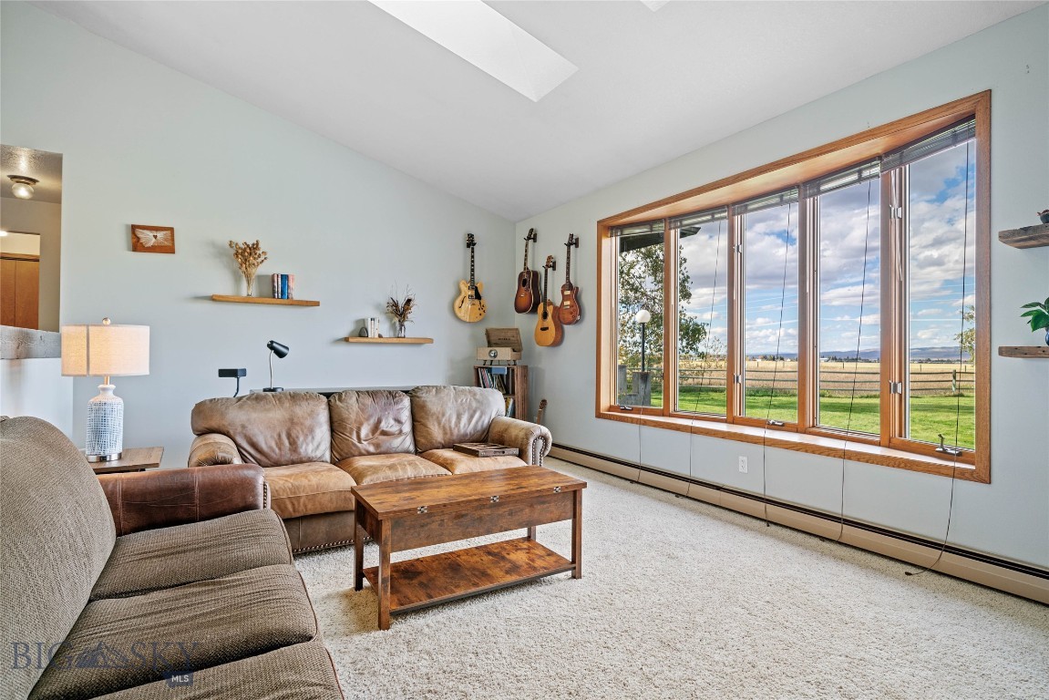 606 Frank Road Property Photo 15