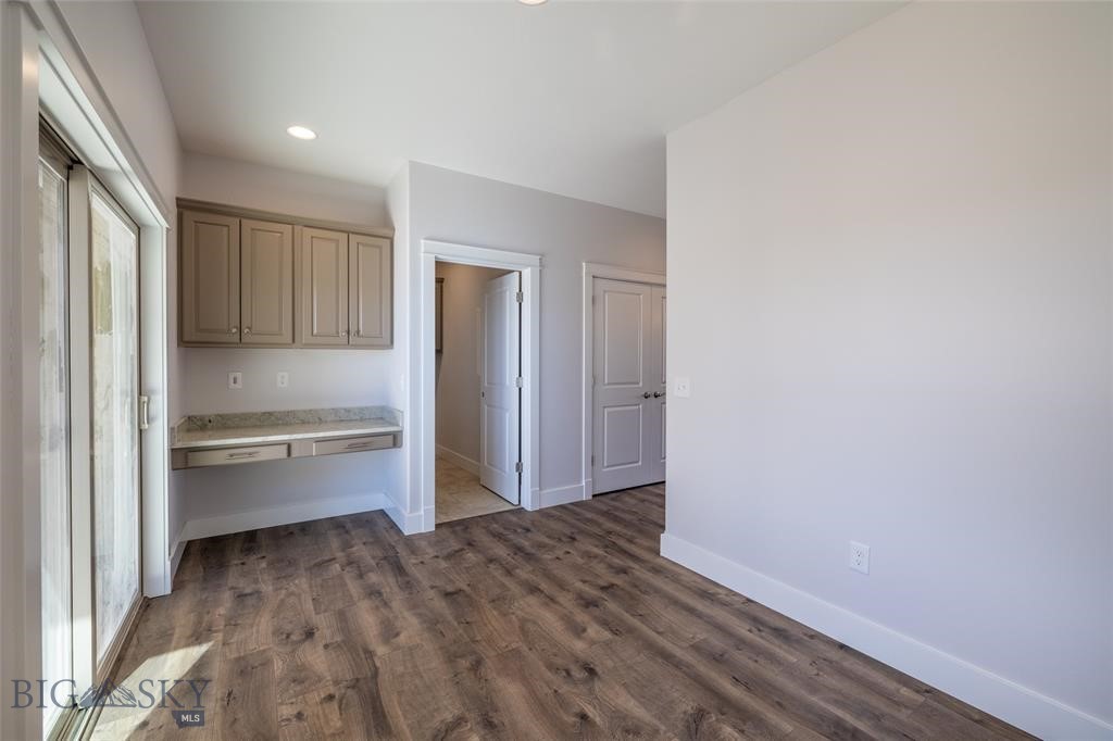 2755 Lone Chief Loop Property Photo 9