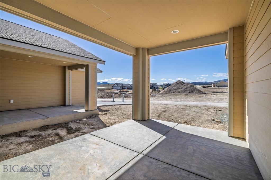 2755 Lone Chief Loop Property Photo 11