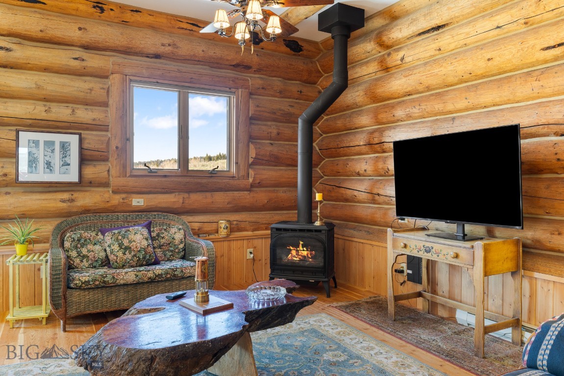 23 Lake Trail Property Photo 14