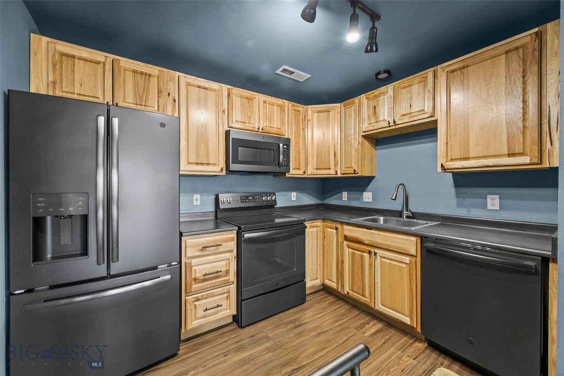 3505 Fallon Street 30c Property Photo 7