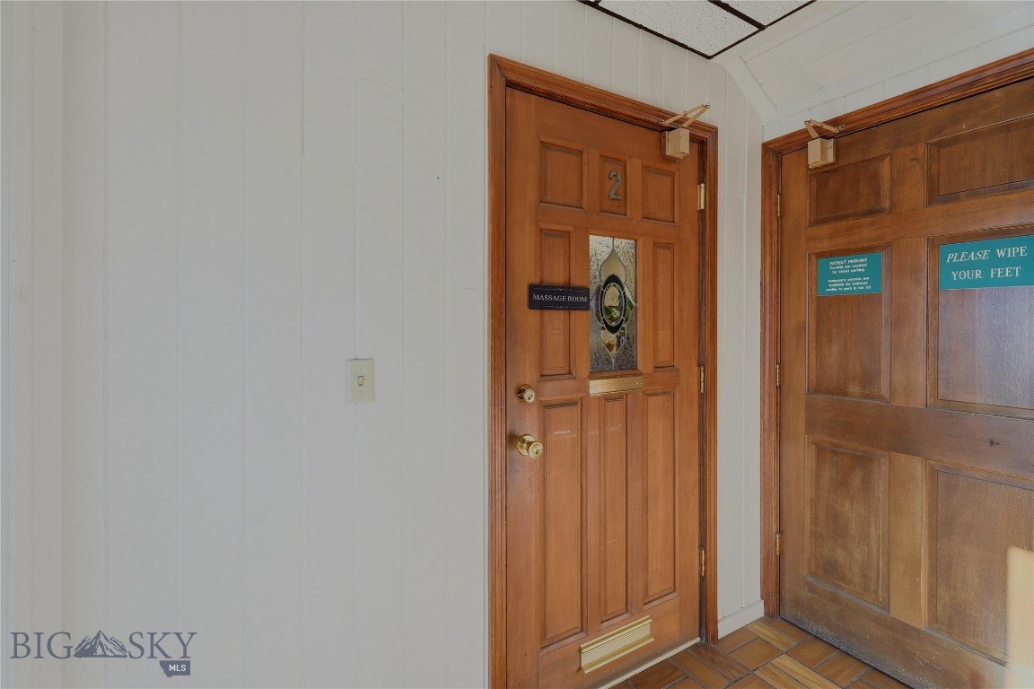 108 N 11th Avenue 2 Property Photo 28