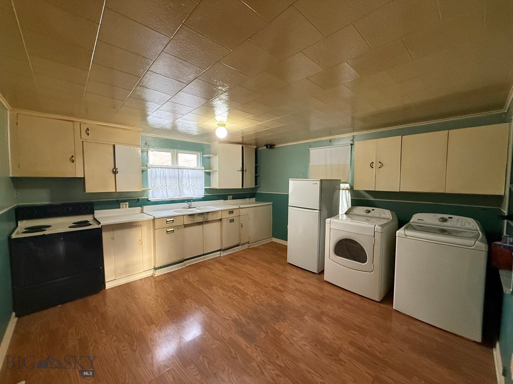 3320 Busch Property Photo 7